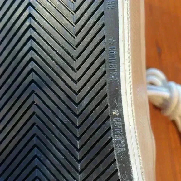 Converse sneakers size 10, light green NWT - Picture 6 of 8